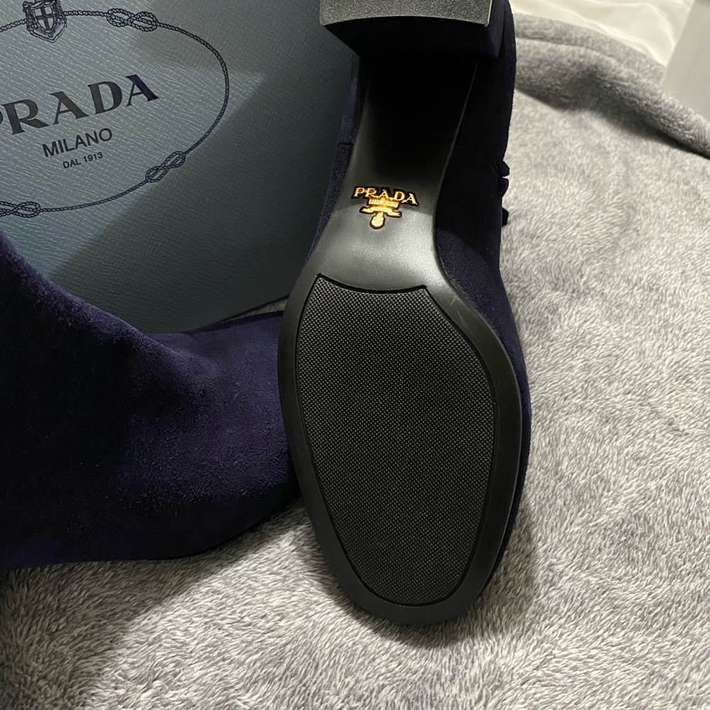 🎉Prada Navy Blue Suede Ankle Boots/Booties😍 - Picture 2 of 4
